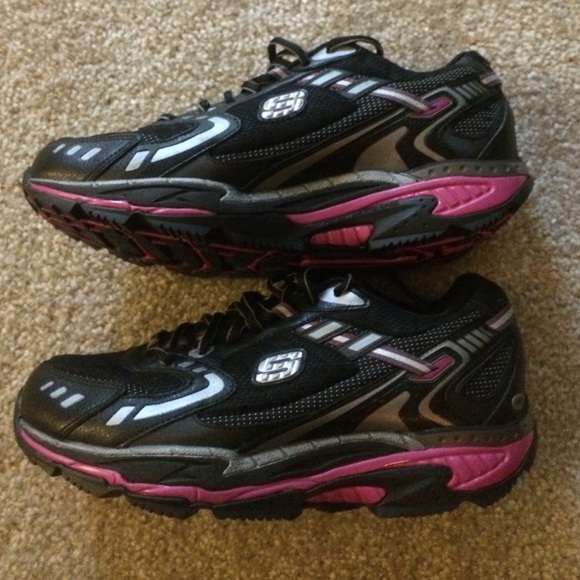Skechers shape ups!! Brand New!!