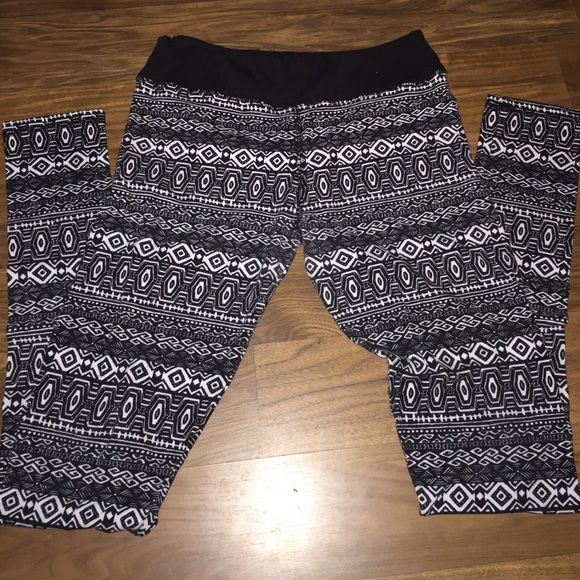 Pink Republic Tribal Print Leggings.