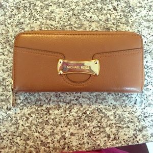 Michael Kors wallet