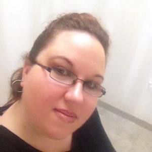 Meet your Posher, Desiree