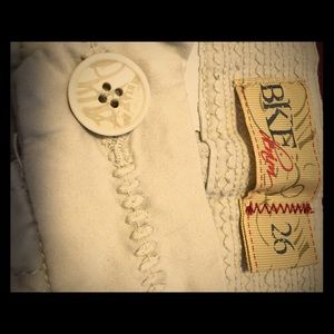 BKE khaki shorts size 26