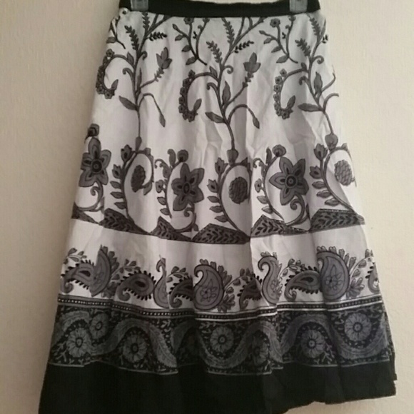 Two skirts (bundle)