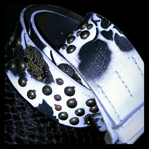 ****SPECIALITY FASHION BELT***
