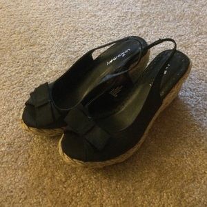 Unionbay black woven sandals