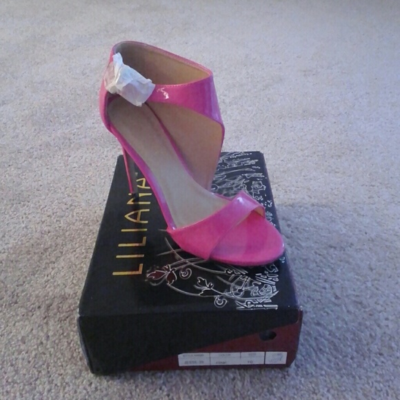 Liliana Heels
