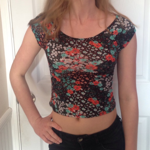 Floral crop top
