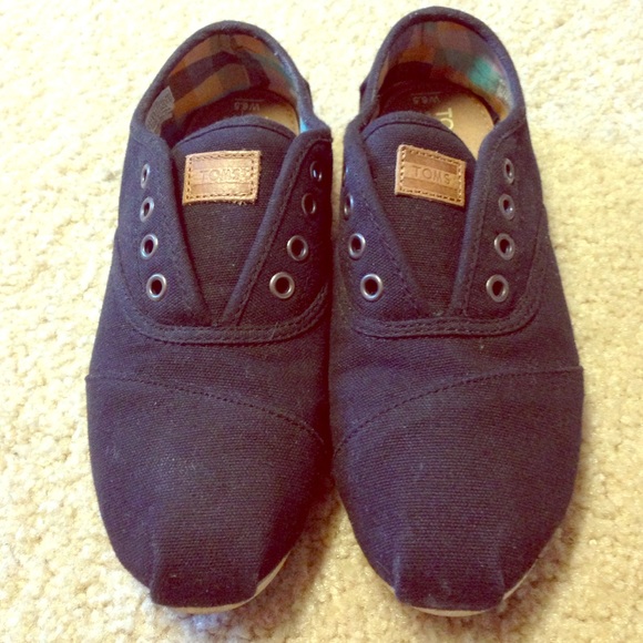 Black toms! 😊
