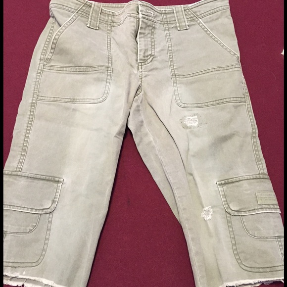 American Eagle khaki green shorts size 4 - Picture 1 of 3