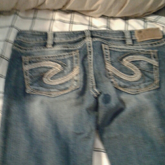 Silvers - Picture 3 of 3