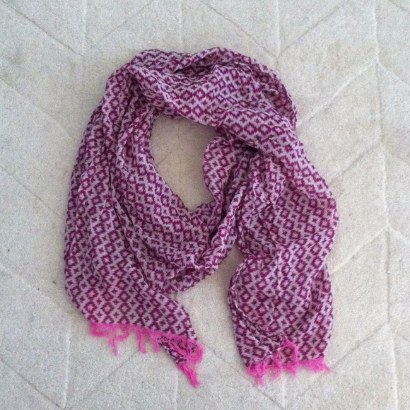 🌷gauzy Aerie scarf🌷