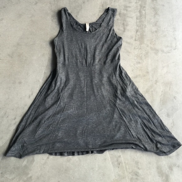 NWOT Flirty Summer Dress / Size Small