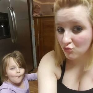 Meet your Posher, Casey