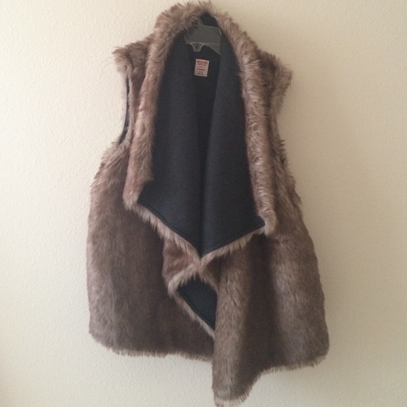 Faux fur waterfall vest