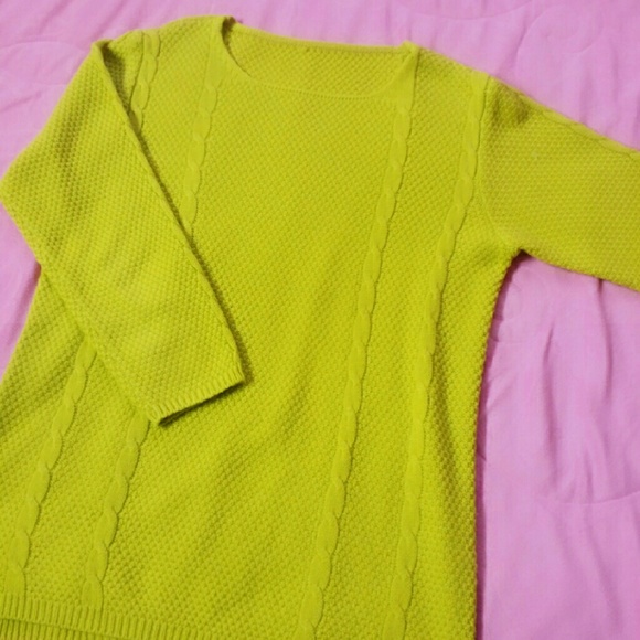 Lime green sweater (Free size)