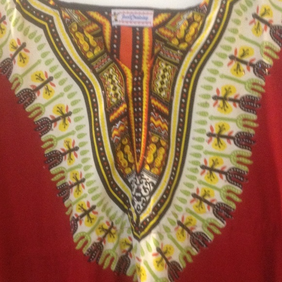 Red tribal butterfly top - Picture 4 of 4