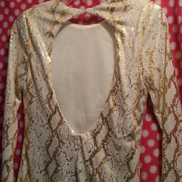 Dress - Picture 3 of 3