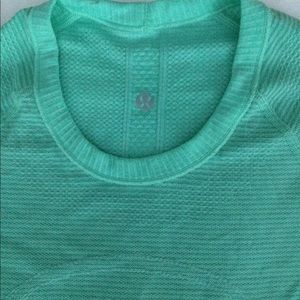 Shirtsleeve lululemon shirt