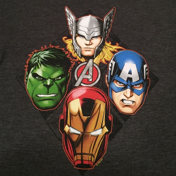 GAP Avengers shirt - Picture 3 of 4