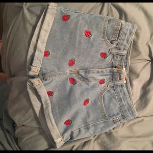 Strawberry Shorts