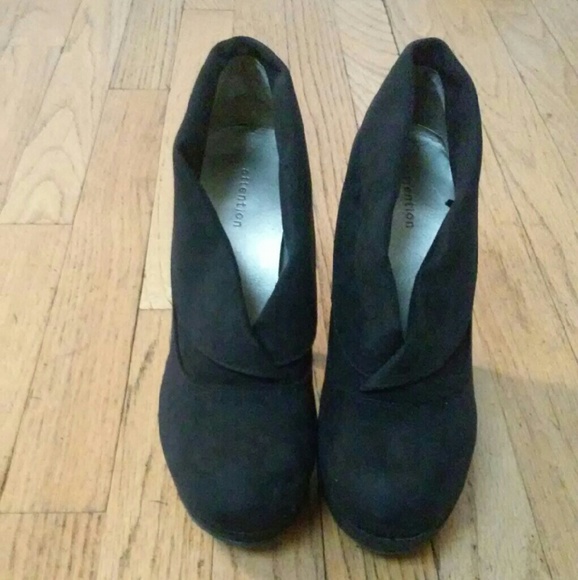 Heels - Picture 2 of 2