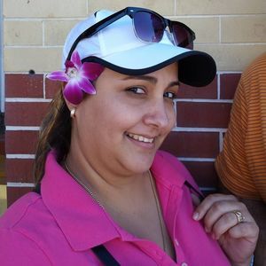 Meet your Posher, Yanet