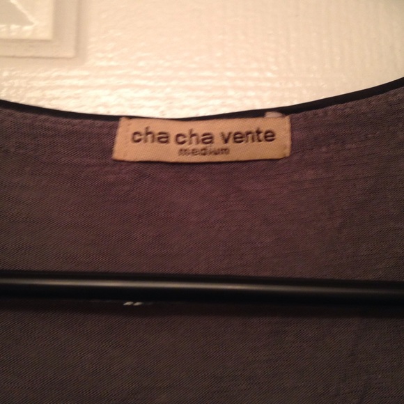 Top - Picture 2 of 2