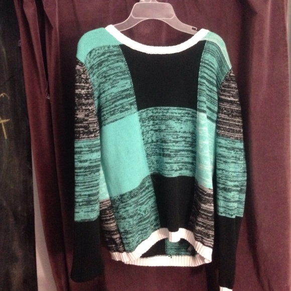 Forever 21 turquoise sweater