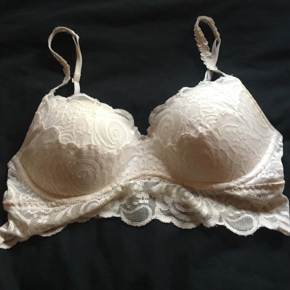 White Lace VS PINK Bralette Size Small