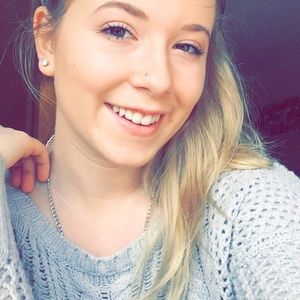 Meet your Posher, Carly