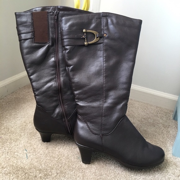 BLACK Friday SALE‼️Plus size boots Cassandra boots - Picture 2 of 3