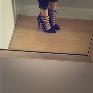 Gorgeous strappy black high heels