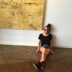 Meet your Posher, Gabriela
