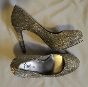 Sparkly Pumps