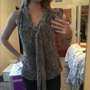 Patterned sleeveless work blouse