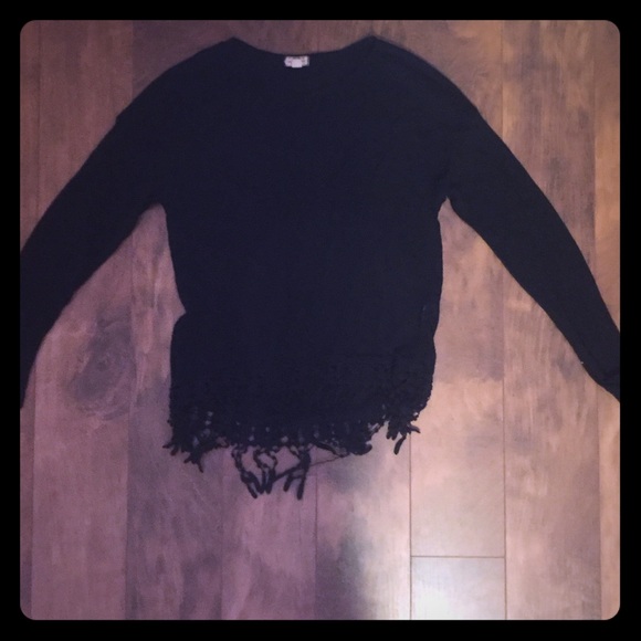 Black Semi-Cropped long sleeve