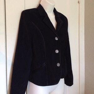 BLACK BLAZER WITH SILVER BUTTONS