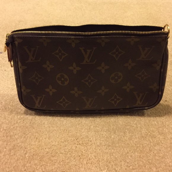 Authentic Louis Vuitton pochette with strap - Picture 1 of 2