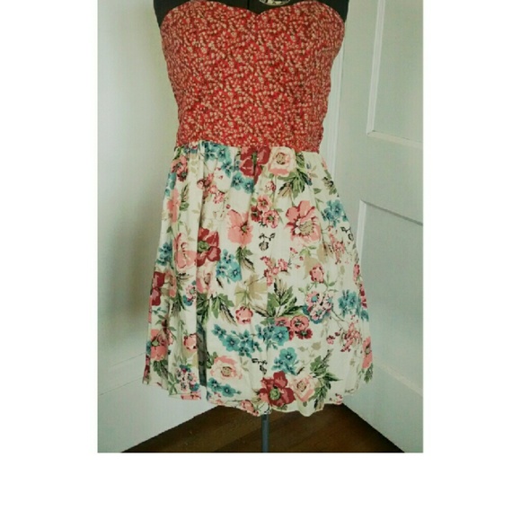 Xhilaration Dresses & Skirts - **SOLD IN BUNDLE** Floral dress