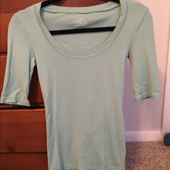 Perfect fit j crew tee - Picture 1 of 3