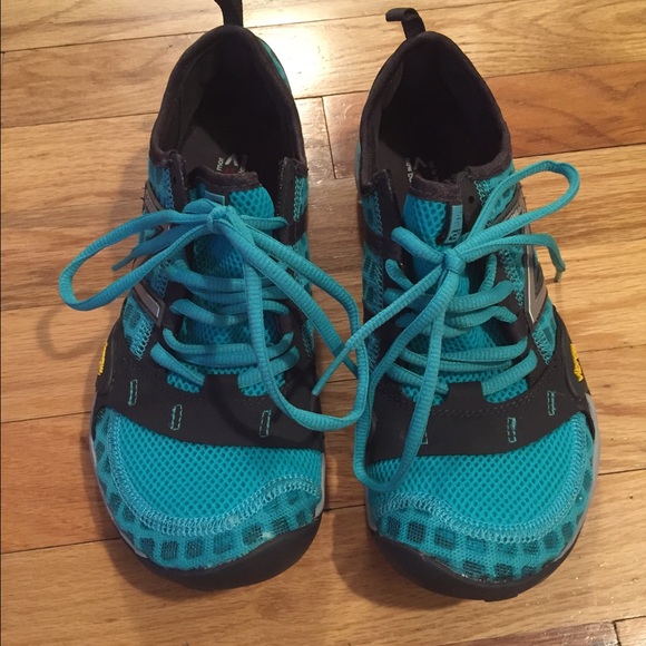 New Balance Minimus Vibrams Size 7