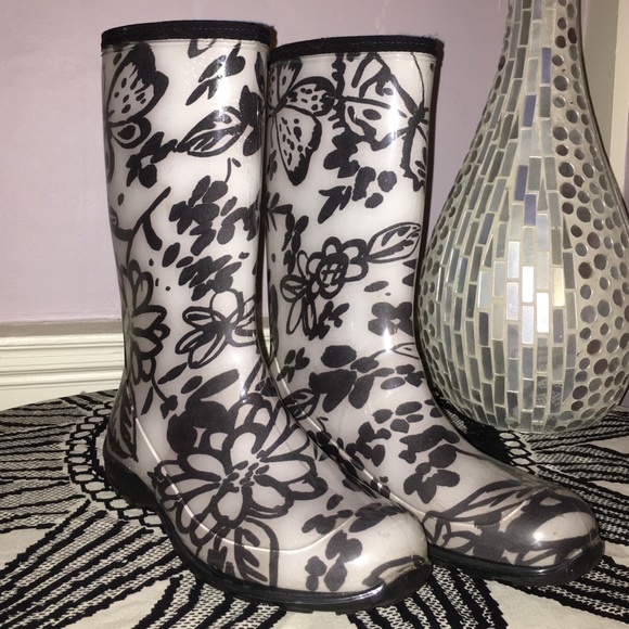 Kamik Shoes - Patterned Rain Boots