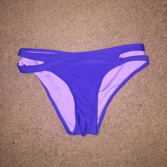 SEXY PURPLE BIKINI BOTTOMS FOREVER 21😈💜💜