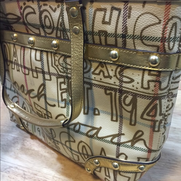 COACH Tote - Picture 3 of 3