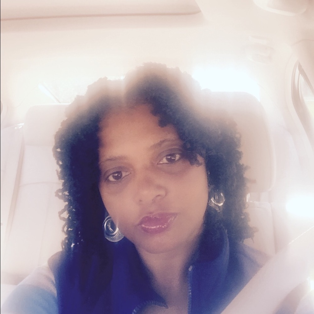 Meet your Posher, Trenda