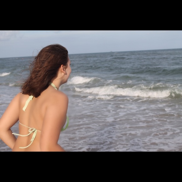 Meet your Posher, Nya - Picture 3 of 8