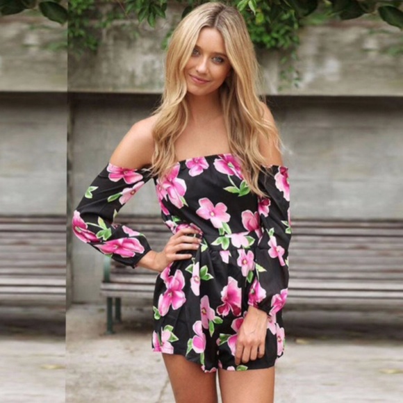 Pants - 💗💗cold shoulder romper