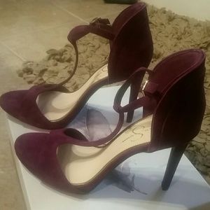 NWT Pretty Purple Jessica Simpson  Heels
