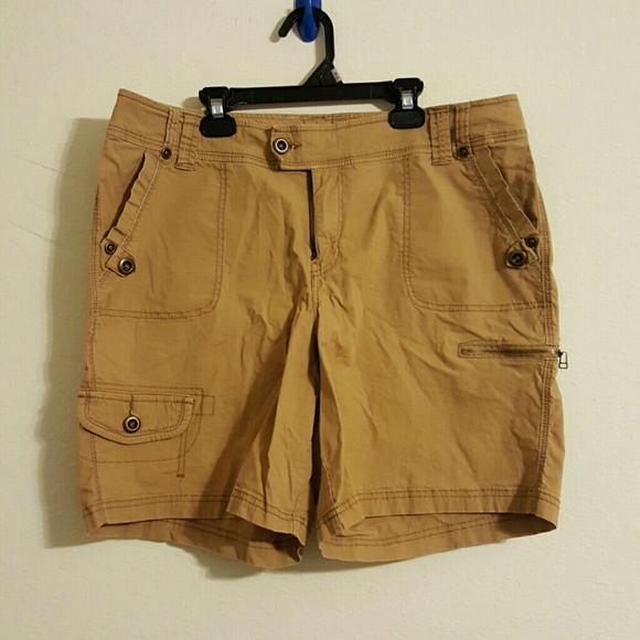 Lane Bryant khaki shorts 16