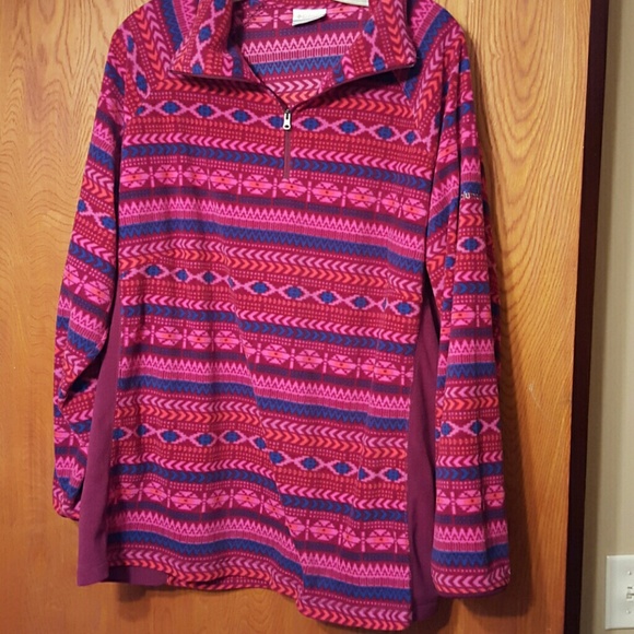 Columbia Zip up fleece top