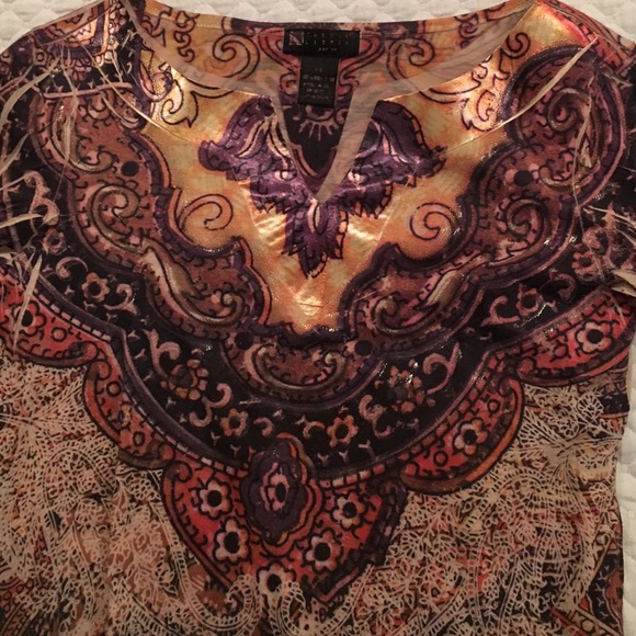 Top - Picture 2 of 2